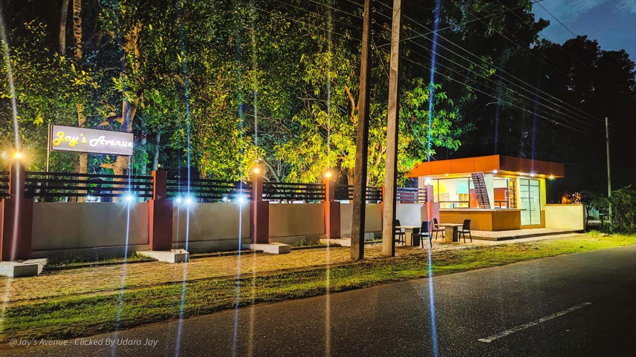Jay'S Avenue Udawalawe Exterior foto